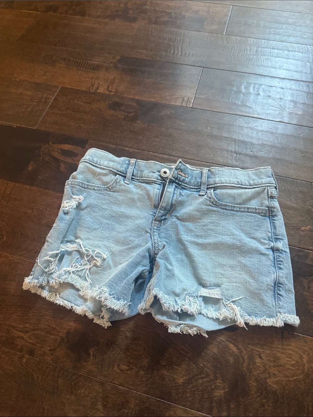 Abercrombie Kids Jean Shorts. Light Wash